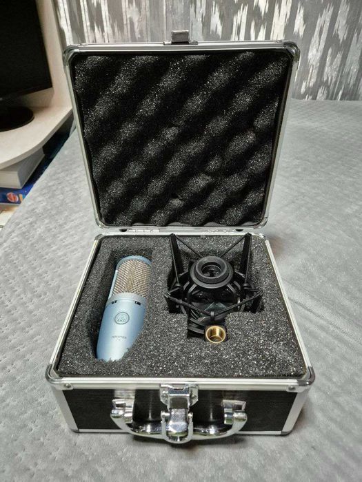 Студійний Конденсаторний Мікрофон AKG P220