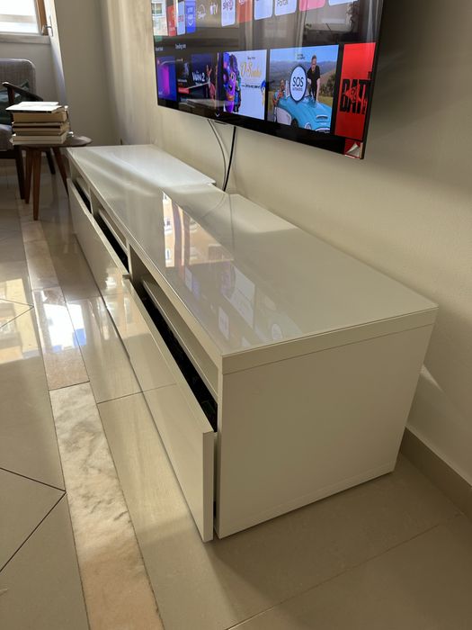 Movel de TV 1.80x 40