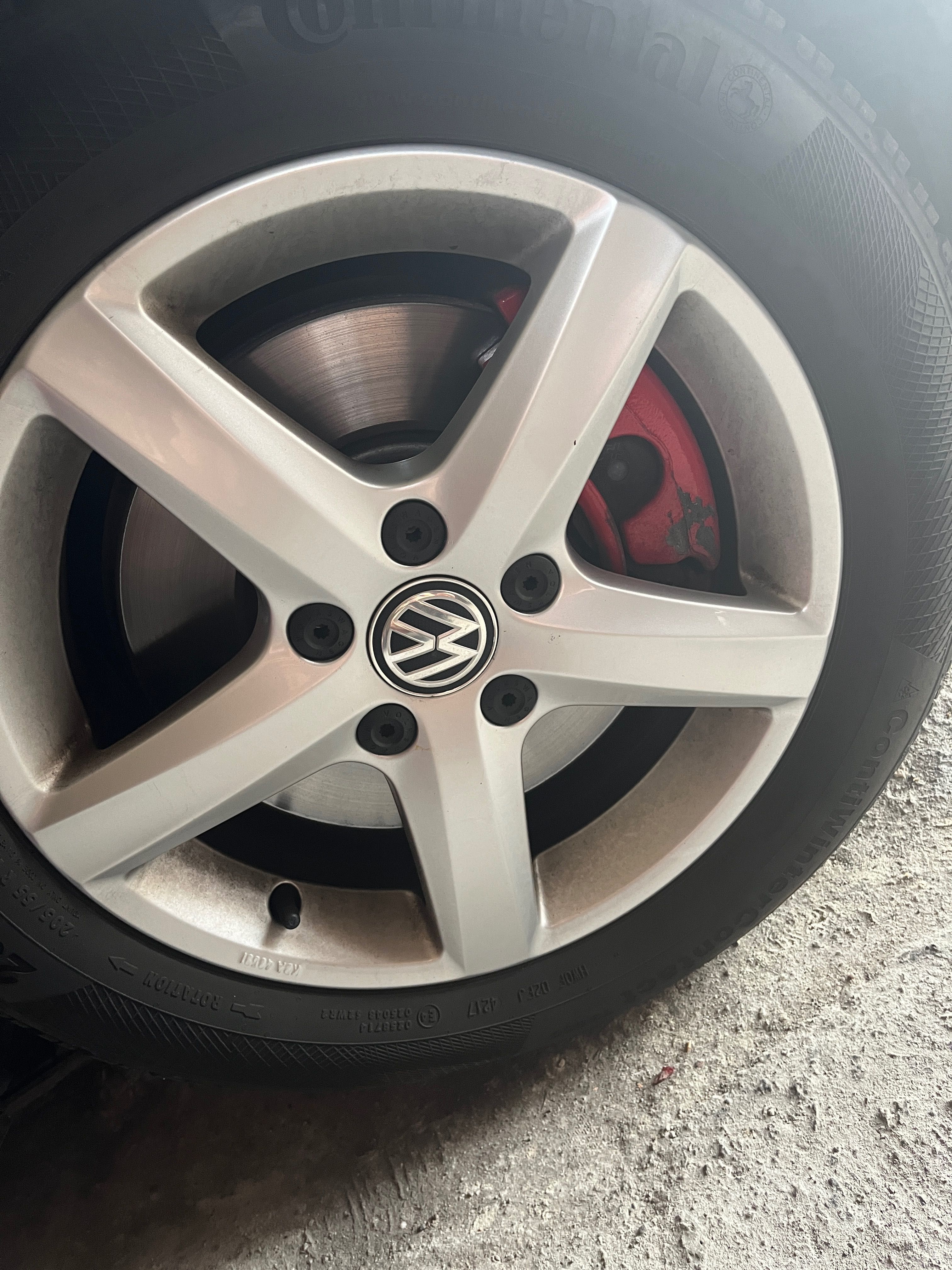 Felgi Volkswagen i opony Continental (zimowe) 205/55 R16