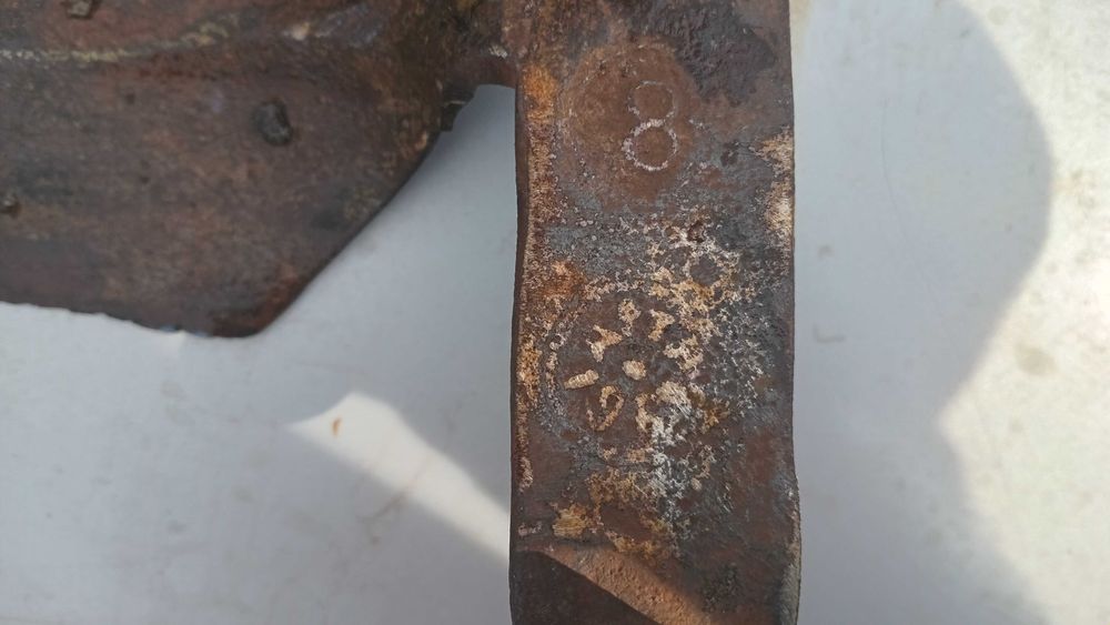 Коса длинной .80 и 90 см.Хорошего качества.