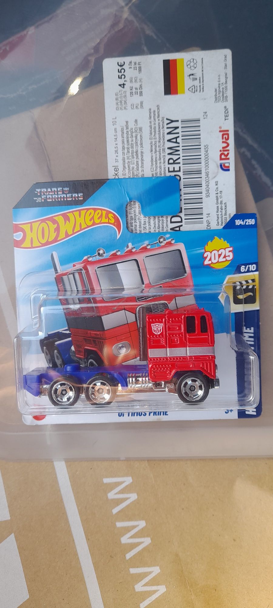 Miniaturas hotwheels e Pop Race
