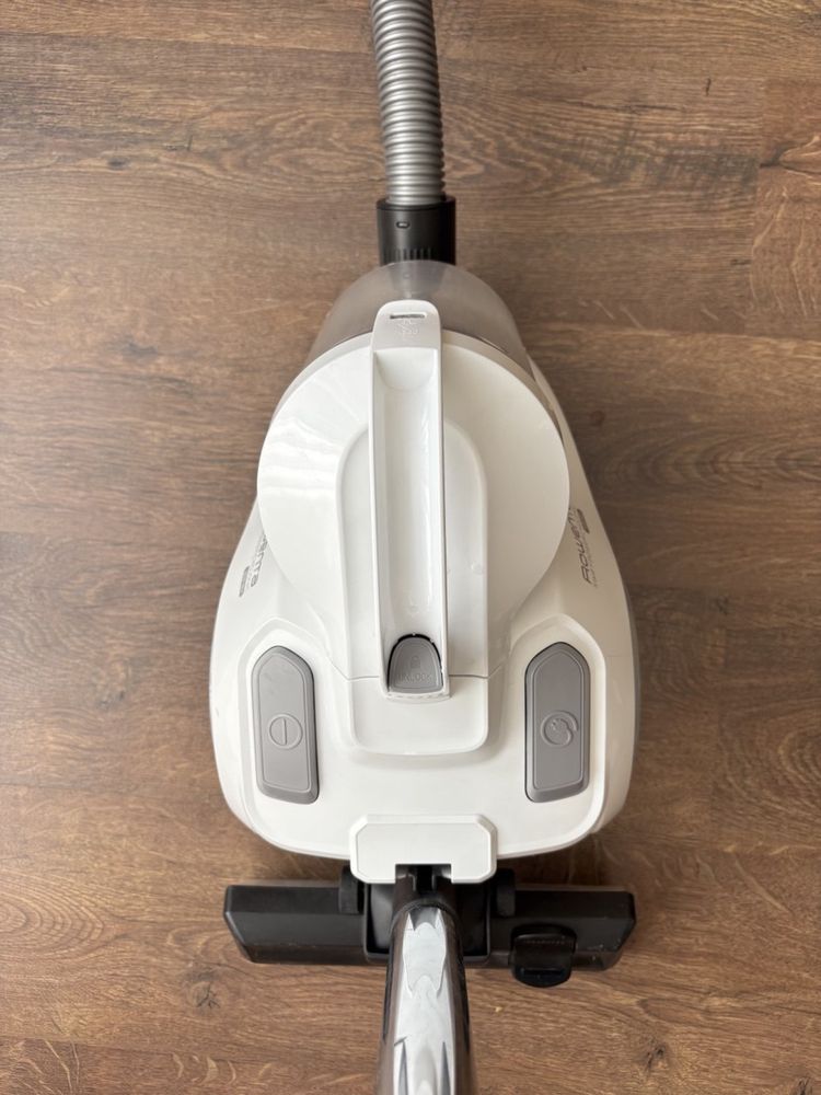 Пилосос Rowenta Power Cyclonic Swift 900 W.