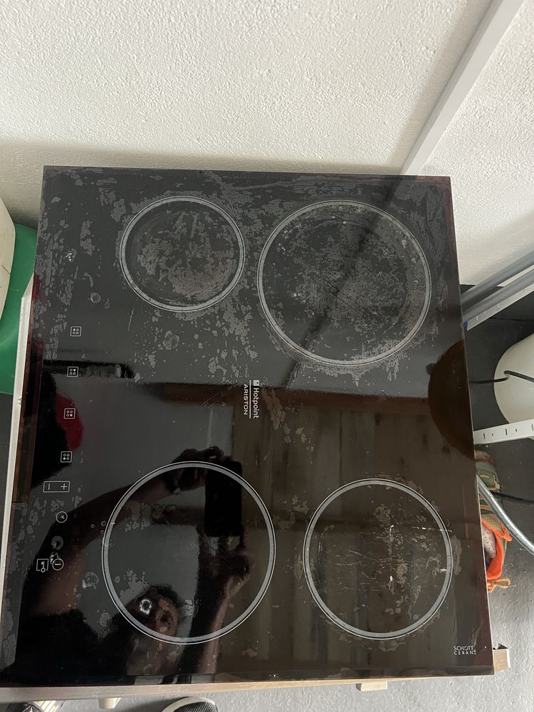 Forno eletrico e placa e exaustor 100e conjunto tudo a trabalhar usado