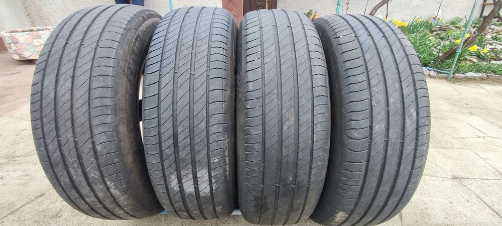 колеса Диски Suzuki R17 et45 5*114,3 + Літня гума Mishelin 215/65 R17
