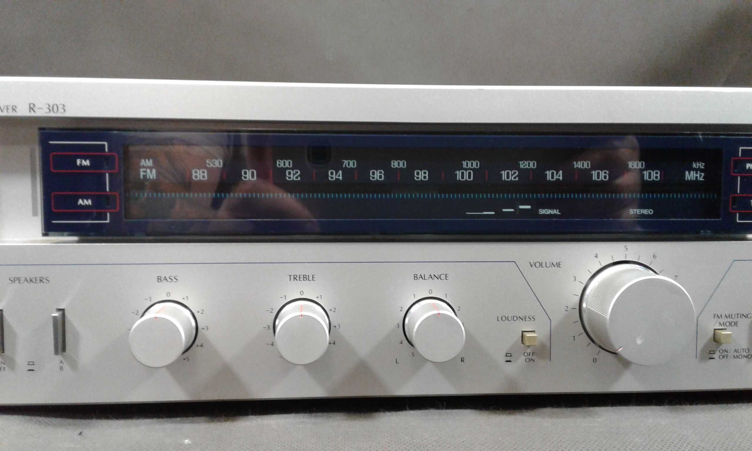 SANSUI R-303,amplituner stereo vintage