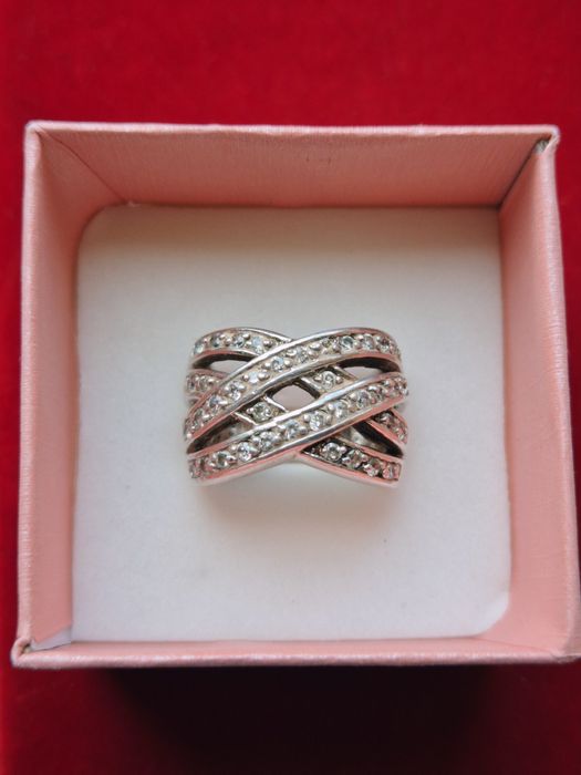 Anel de prata com Marcassites