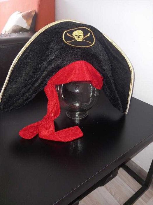 Треуголка пирата