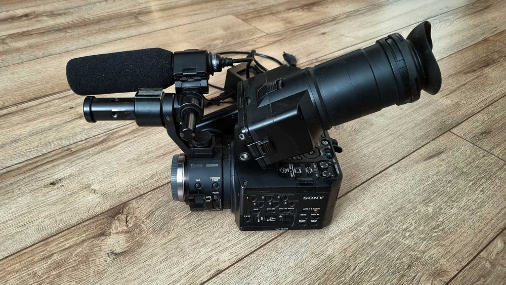 Kamera Sony FS 100 - body