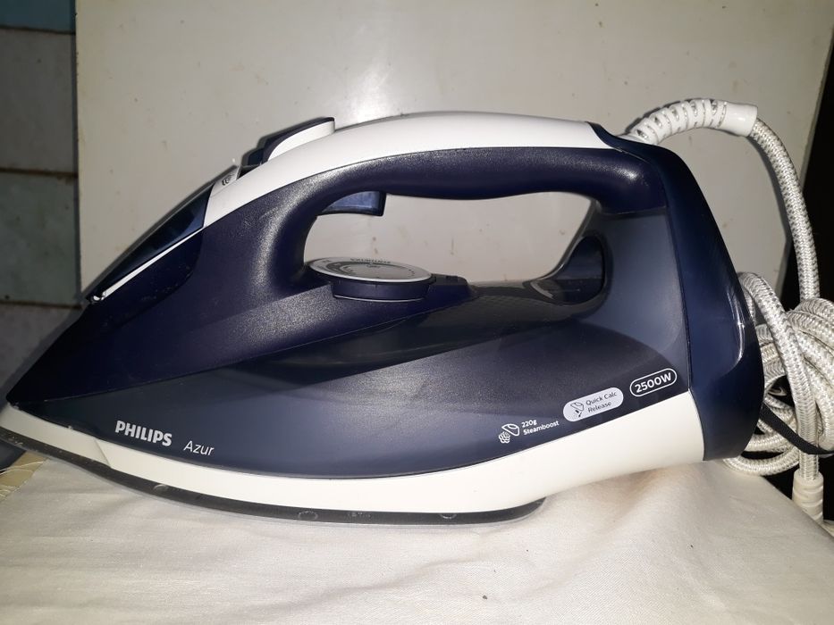Утюг Phillips Azur  GC 4556/20