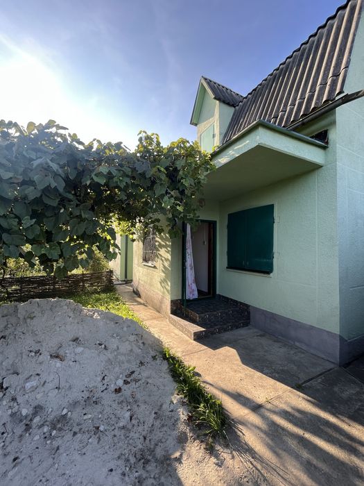 Продається будинок смт. Шкло