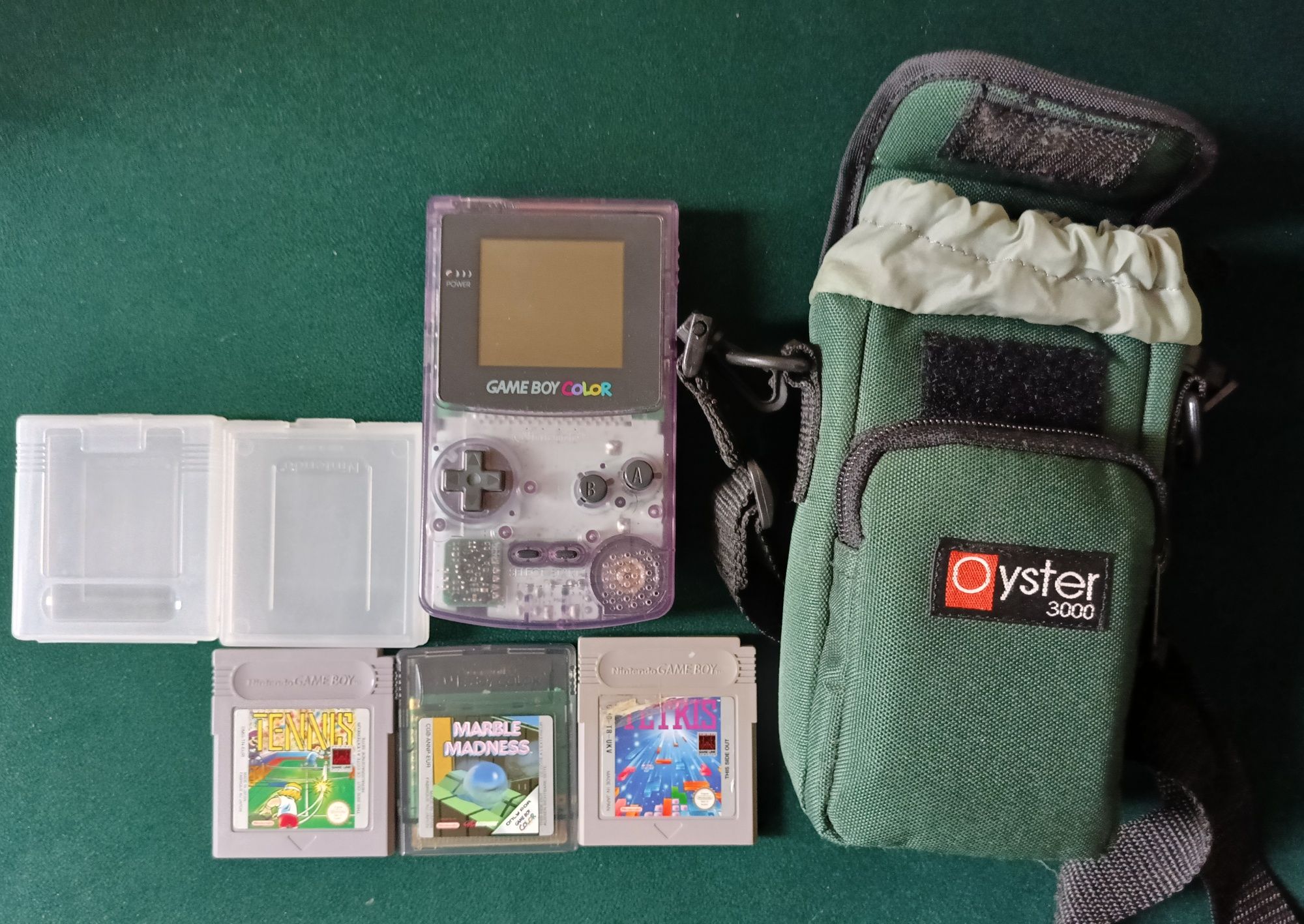 Konsola GAME BOY COLOR ATOMIC PURPLE plus 3 gry plus etui.