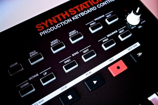 Sprzedam syntezator akai synthstation 49
AKAI Synthstation 49 Produc