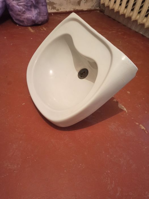 Умивальник, раковина з сіфоном