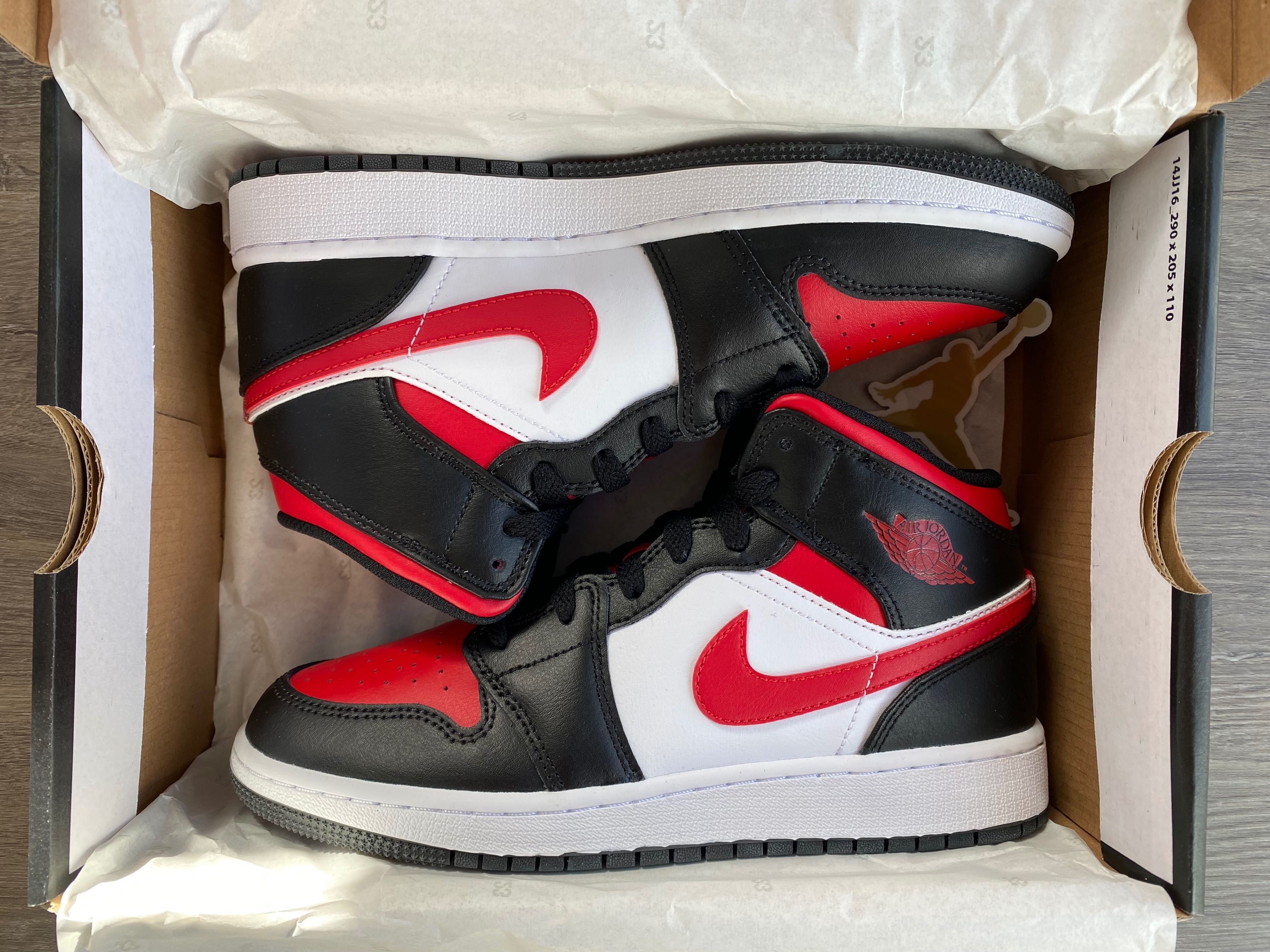 Air Jordan 1 Mid Bred Toe - EU 38