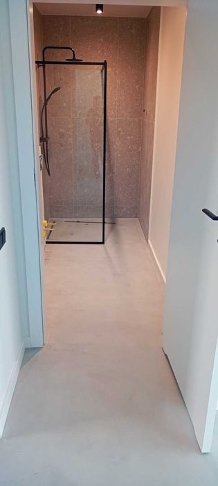 Mikrocement podłogi schody i ściany.