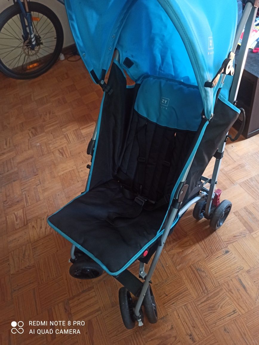 Carrinho de passeio Zippy