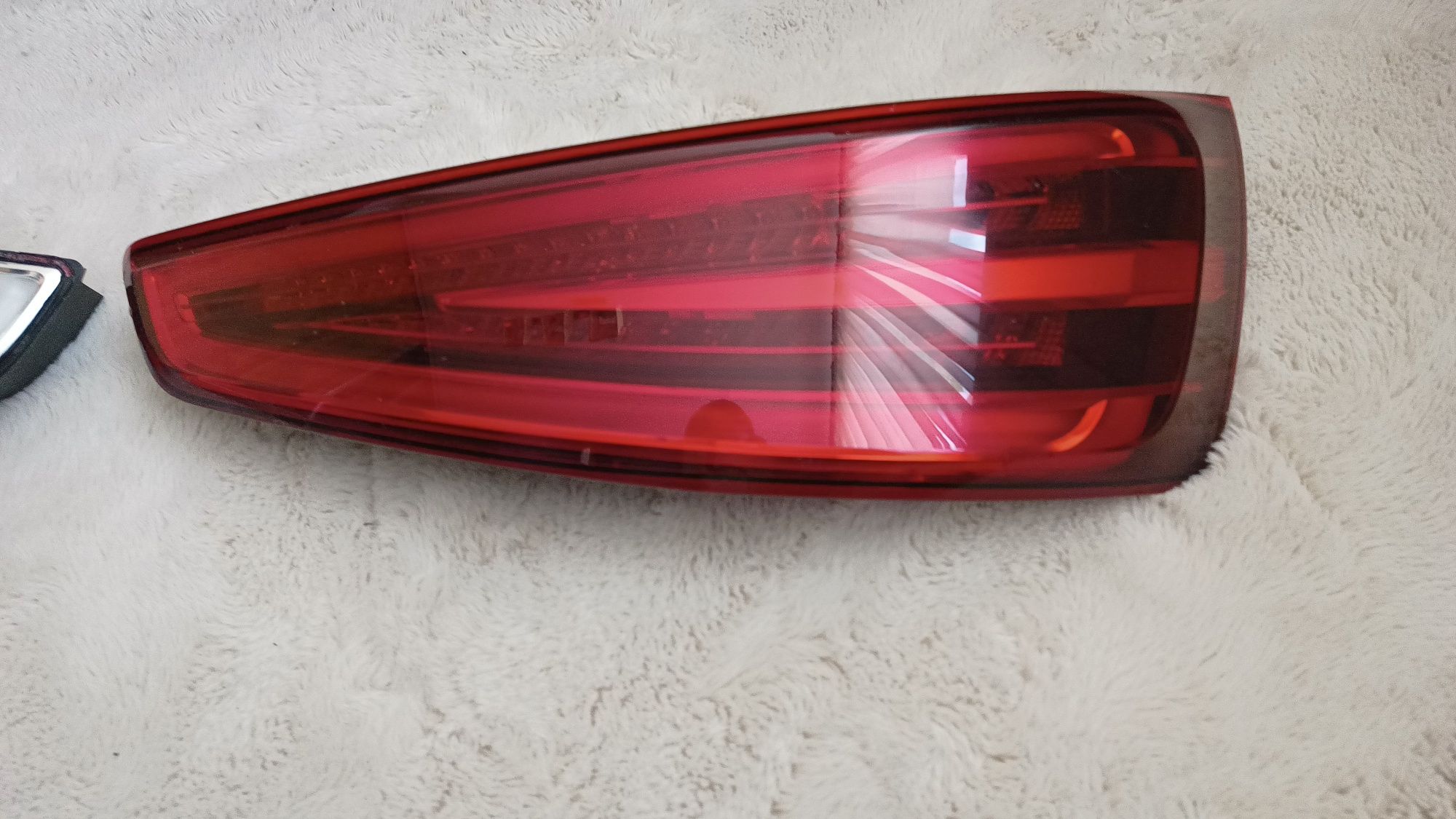 Lampa tylna prawa Audi Q3