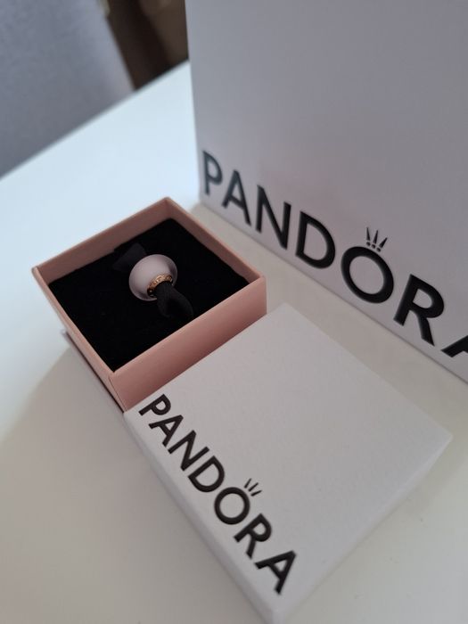 Orginalny charms Pandora różowe złoto