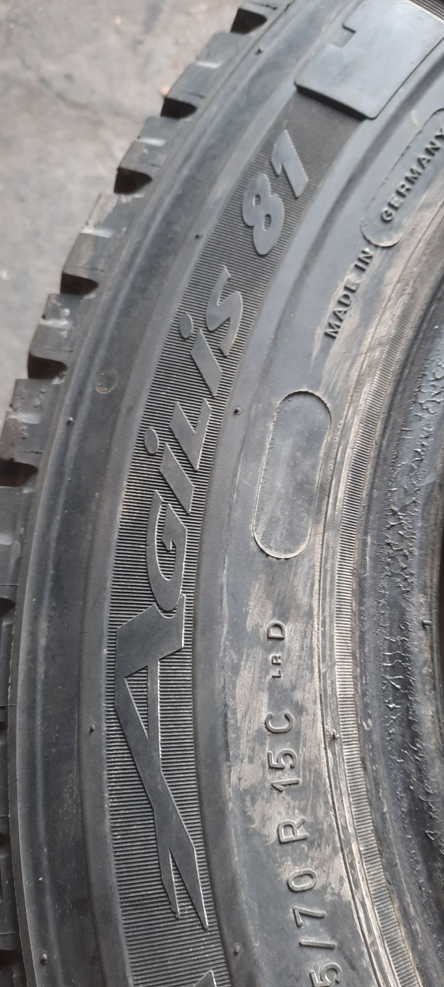 Opona pojedyncza wielosezonowa MICHELIN 195/70R15C