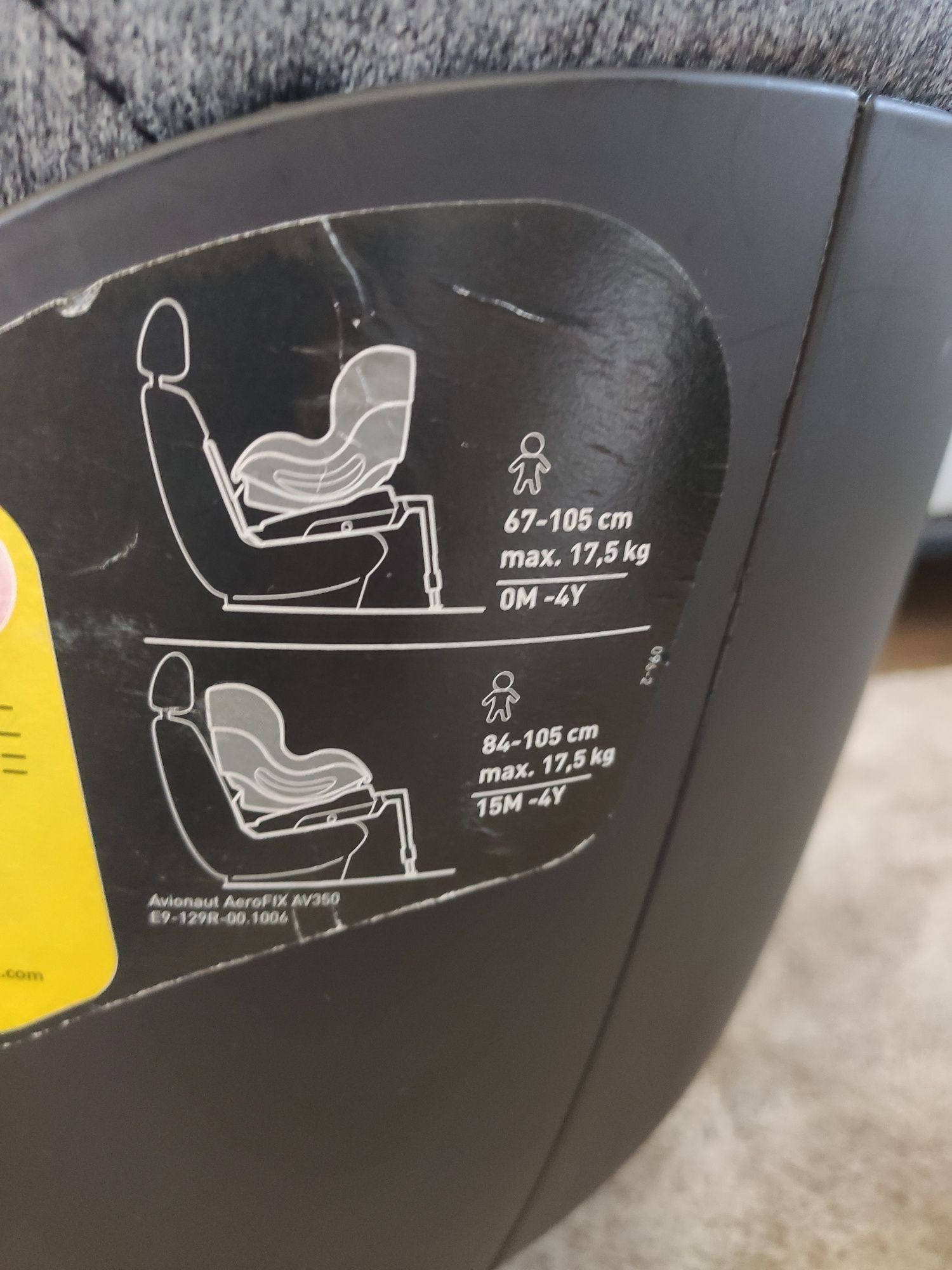 Fotelik samochodowy Avionaut Aerofix Soft Line 67-105cm z bazą ISOFIX