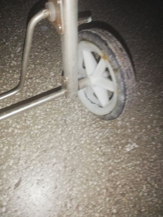 Wózek dla lalek spacerowy