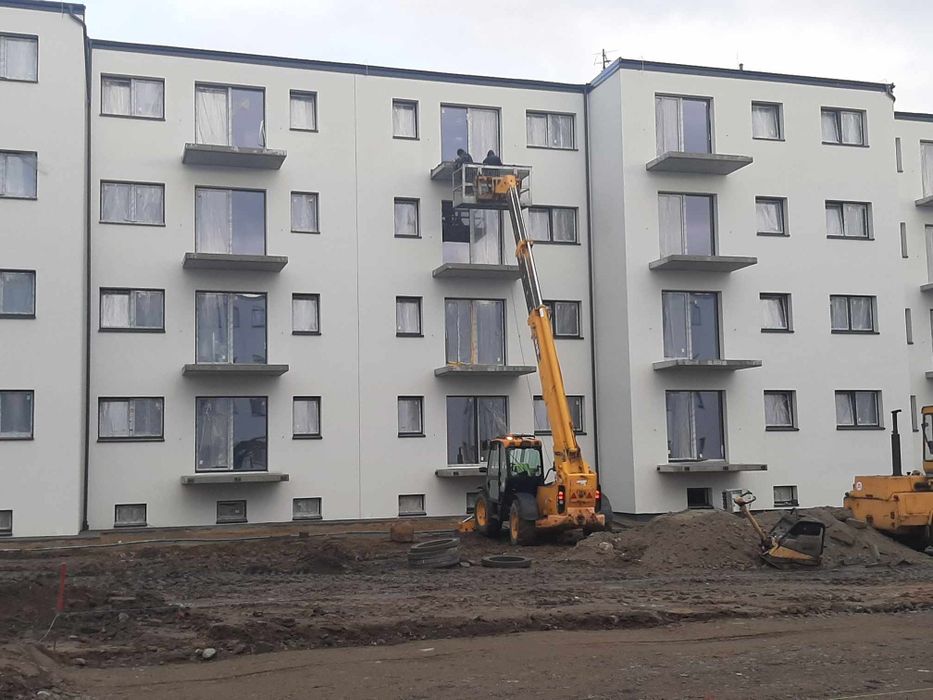 Uslugi ładowarką Teleskopową 14 metrów