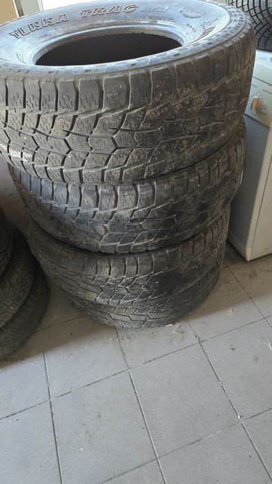 Hercules 285/70 r17