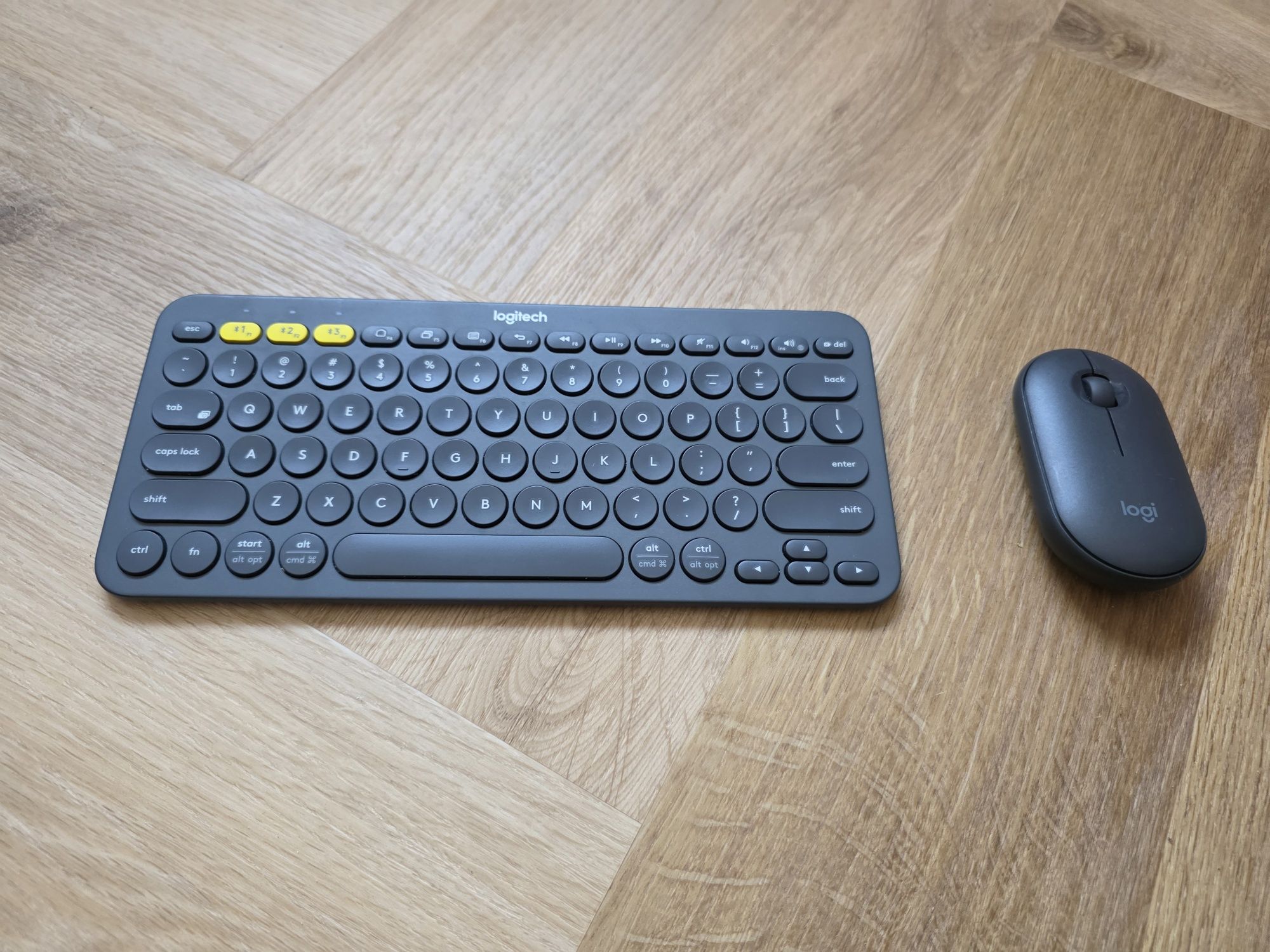 Logitech Pebble Combo