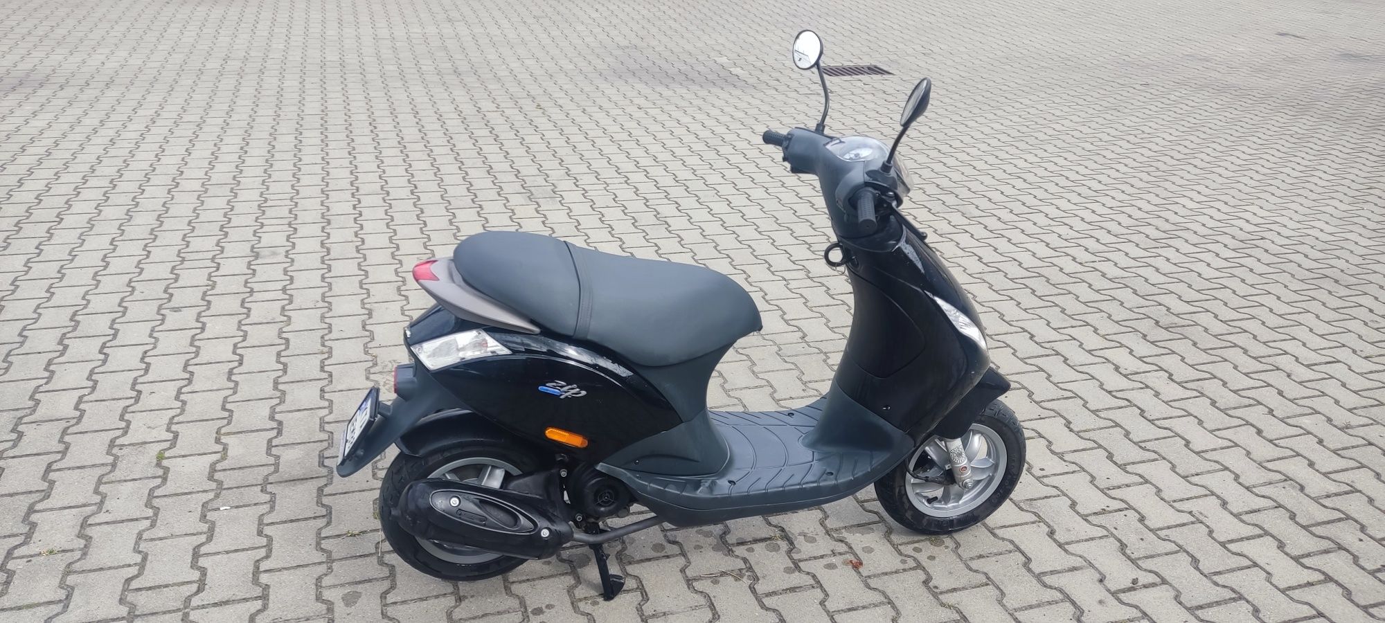 Skuter Piaggio 4T