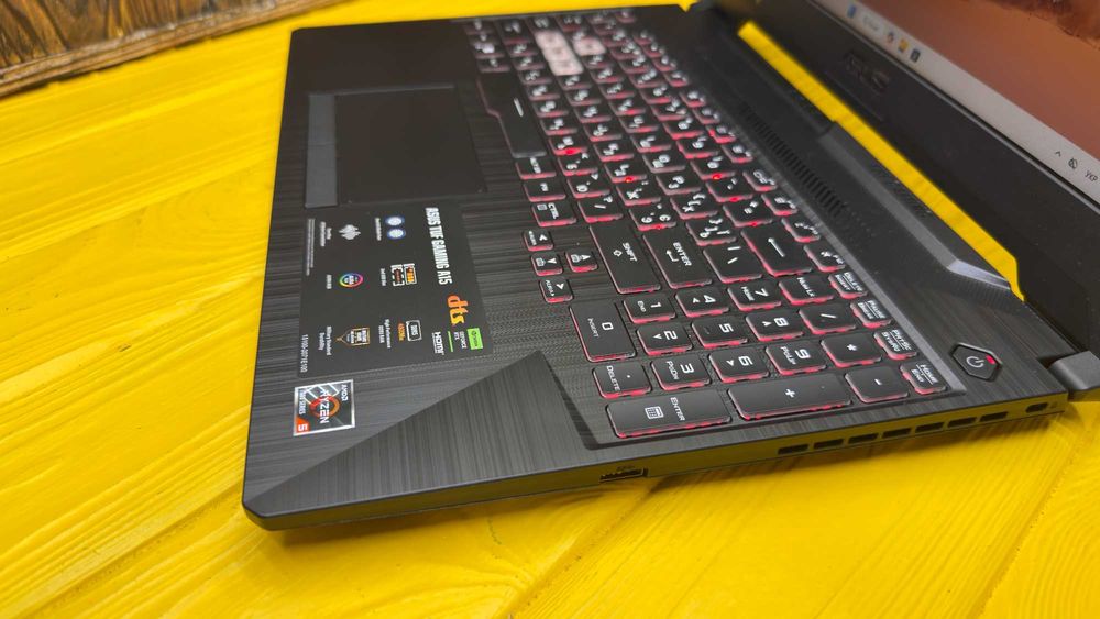 Потужний Ігровий Ноутбук Asus Tuf F15 FA506NF /Ryzen 5 7535HS/RTX 2050