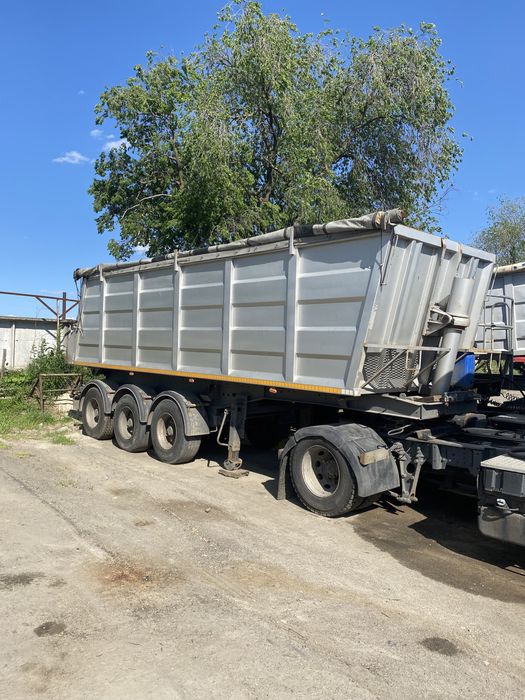 Напівпричіп самоскид