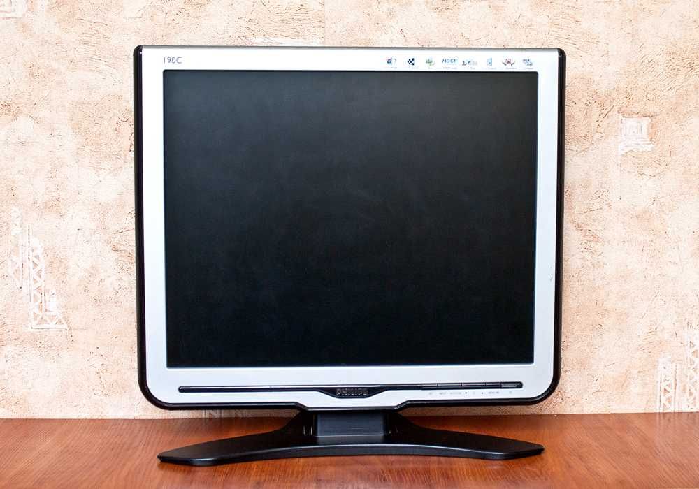 ‼️ Монитор Philips 190C8 19" под ремонт или запчасти (мигает)