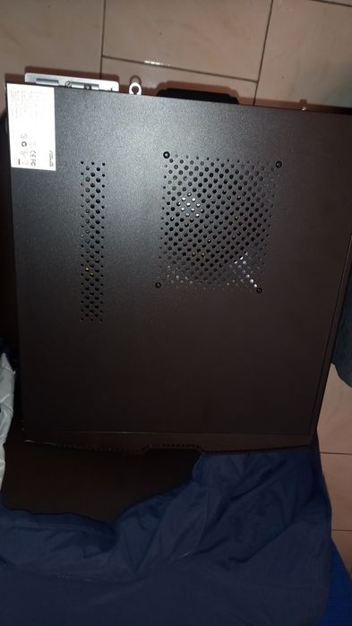 ASUS Computador  PC Torre 500 Gigas
