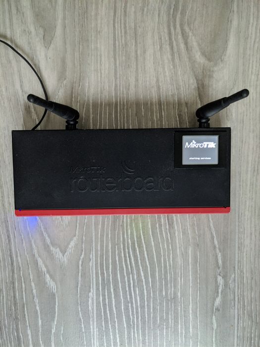 Маршрутизатор роутер Mikrotik RB2011UAS-2HnD
