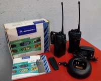2 radiotelefony Motorola P 040 + akcesoria walkie talkie krótkofalówka