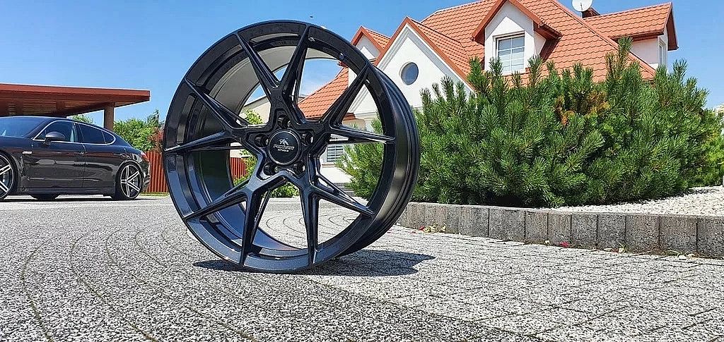 Felgi Oregon Black Magic do Honda Accord Civic 18