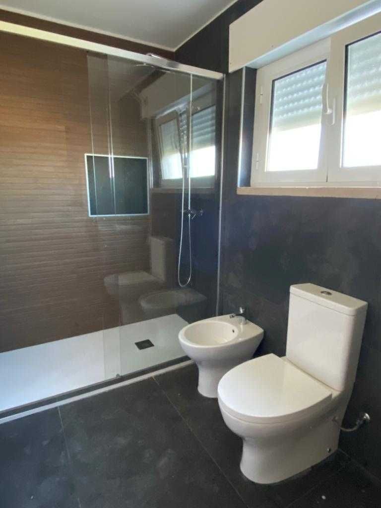 Arrendo 1 quarto apartir de 300€/mês NÃO SE ACEITAM CASAIS
