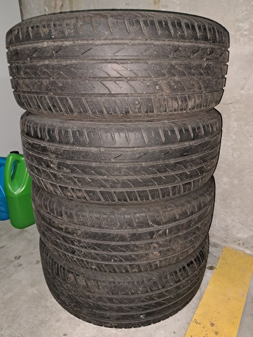 Opony letnie 205/55/16 Hectorra 3 KOMPLET
Opony205/55R16 9