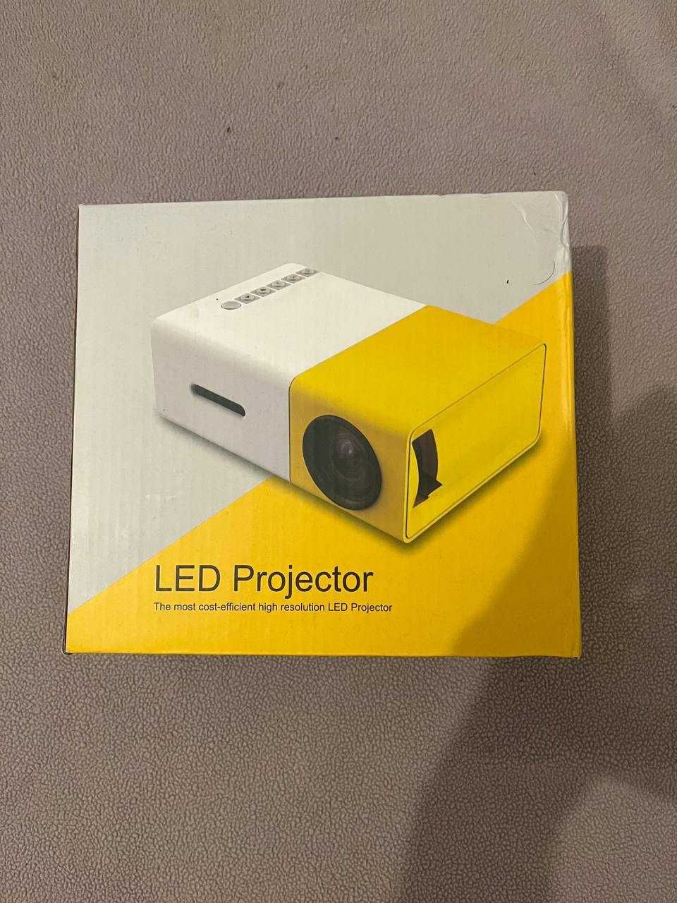 Mini Projektor LED