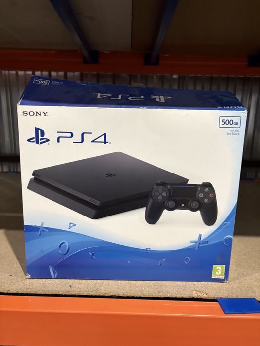 Sony PS4 500 GB Jet black плейстейшн | UFC3, Hitman 3