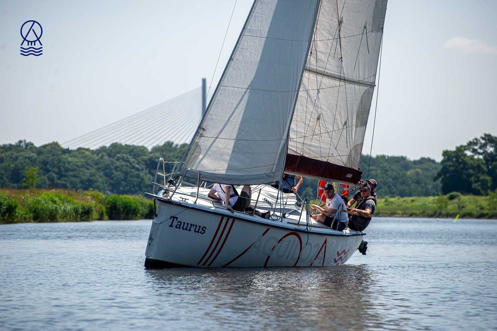 Jacht żaglowy Twister 780