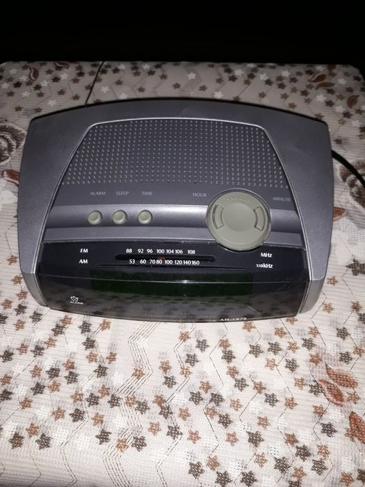 Радио часы только от сети