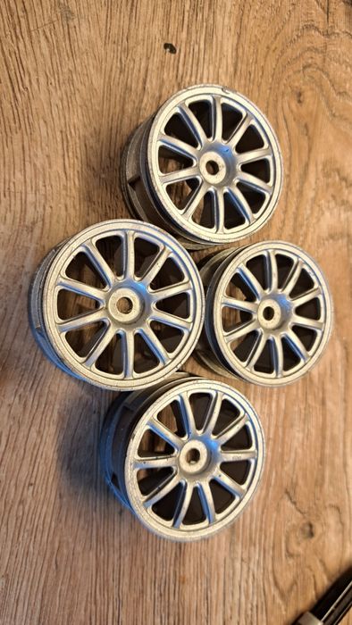 DeAgostini- subaru rc, felgi, bycmo