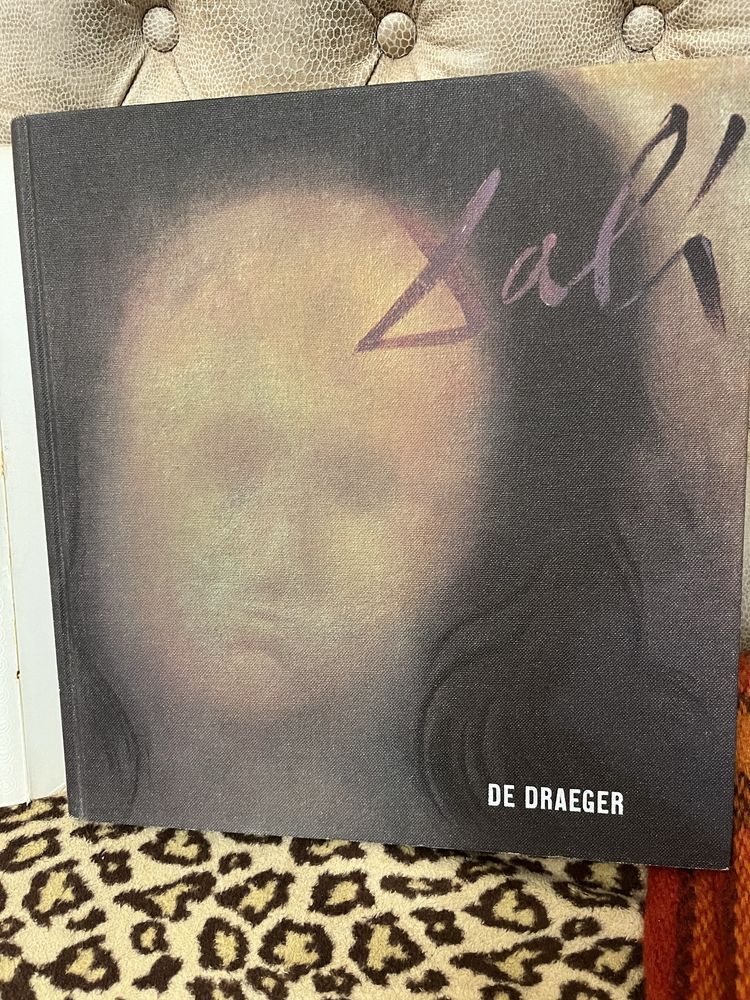 Книга альбом Далі 1968