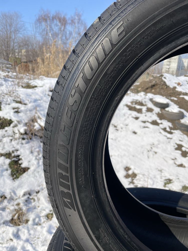 225 55 R17 комплект летних шин Bridgestone
