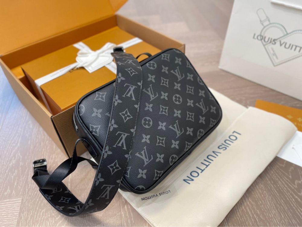 Сумка-мессенджер Louis Vuitton мужская OUTDOOR MESSENGER