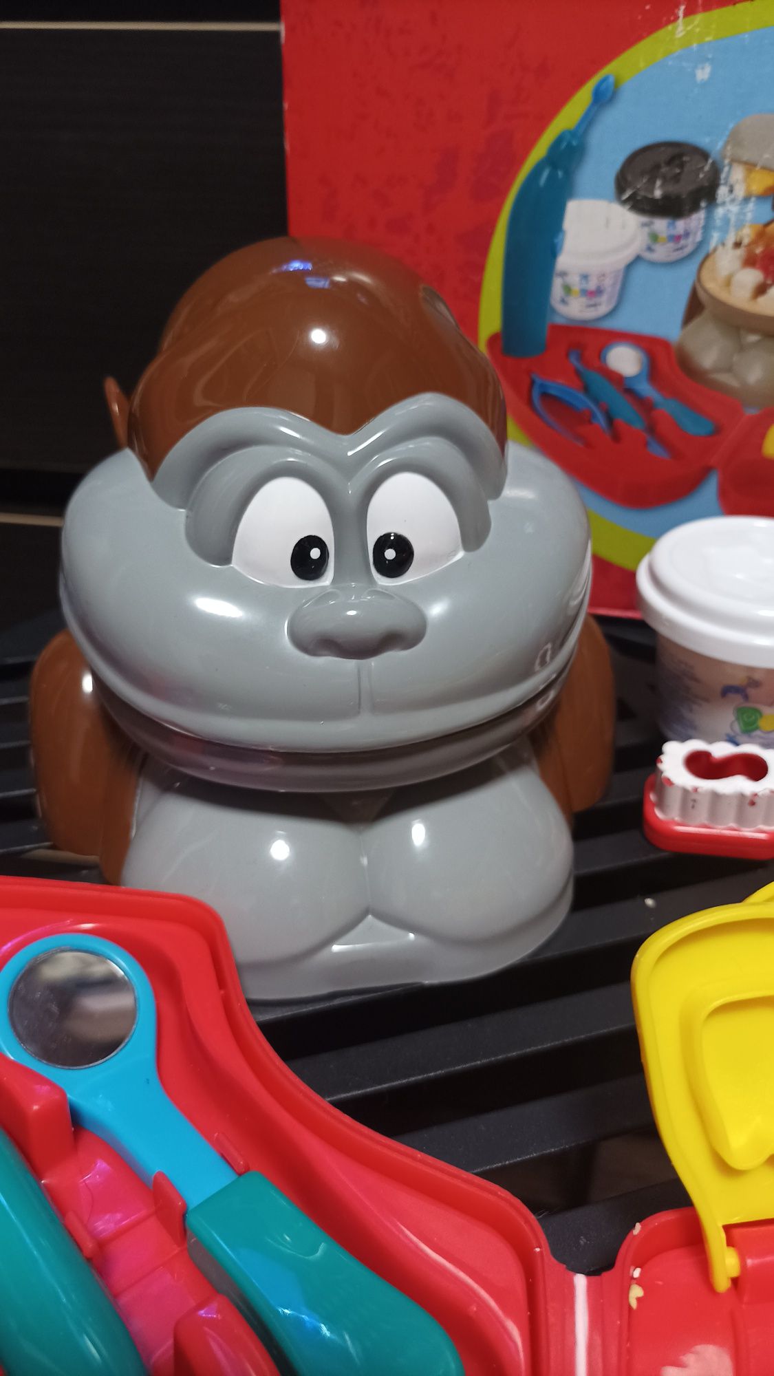 Игровой набор с пластилином
