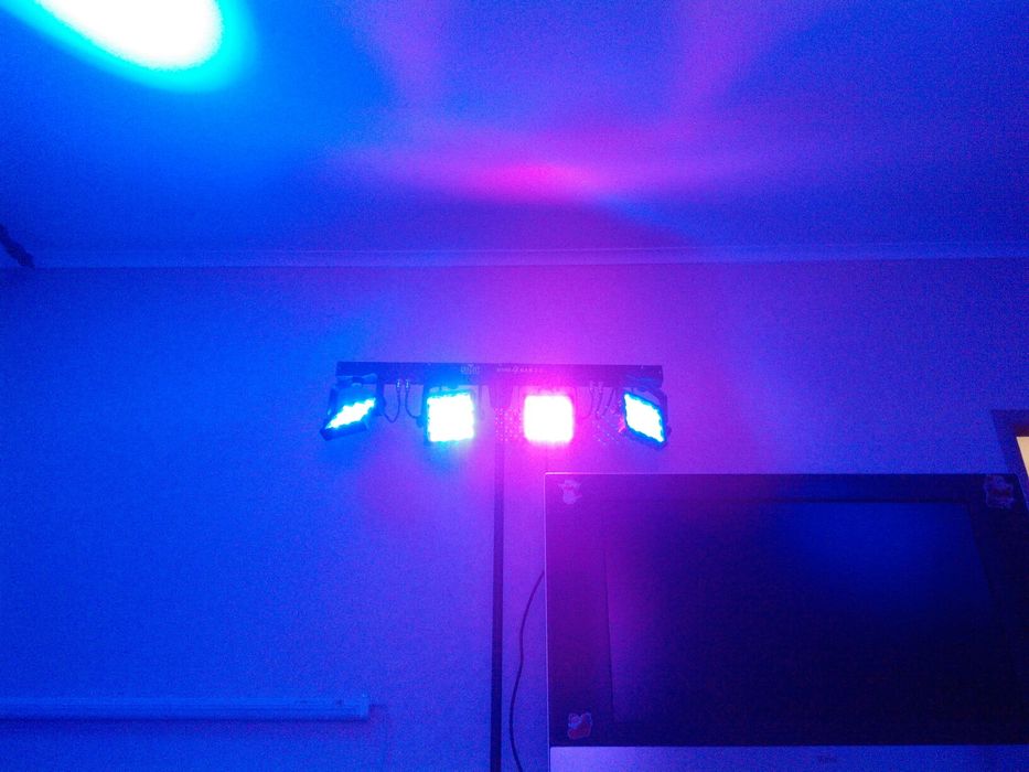 Chauvet 4 BAR m 2.0