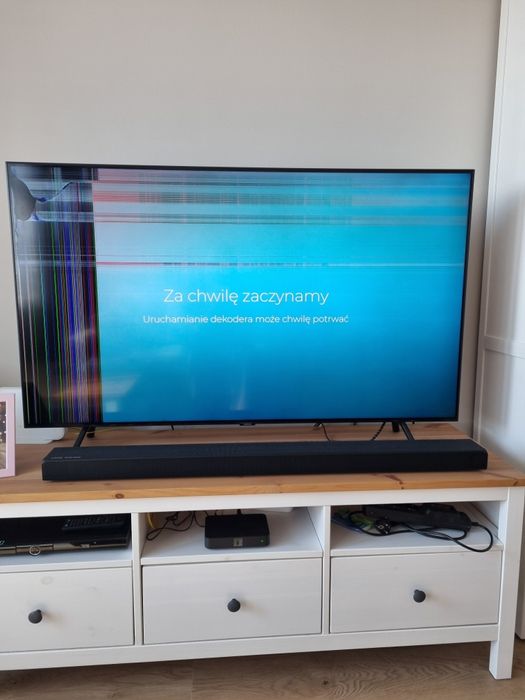 Uszkodzony Samsung QE55Q70