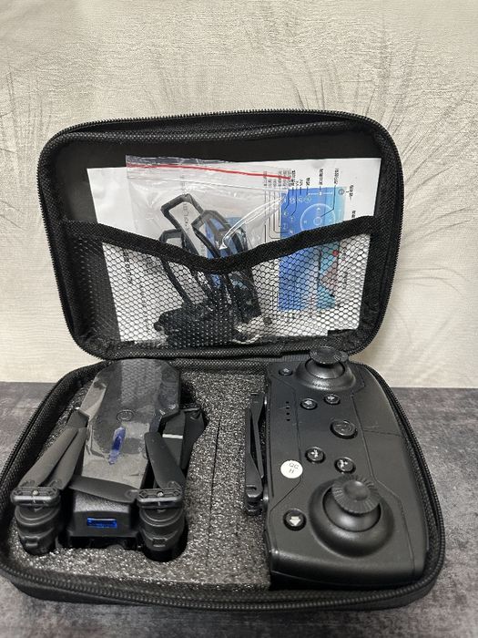 Квадракоптер E88 pro (дрон)